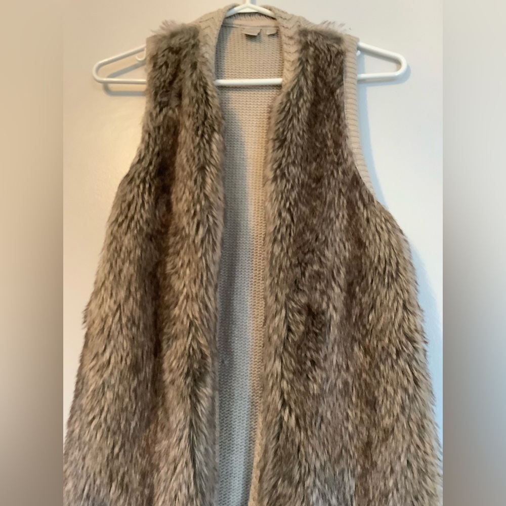 EUC Ladies twik Vest